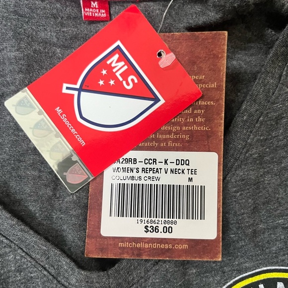 MLS Columbus Crew V neck tee - Picture 3 of 3